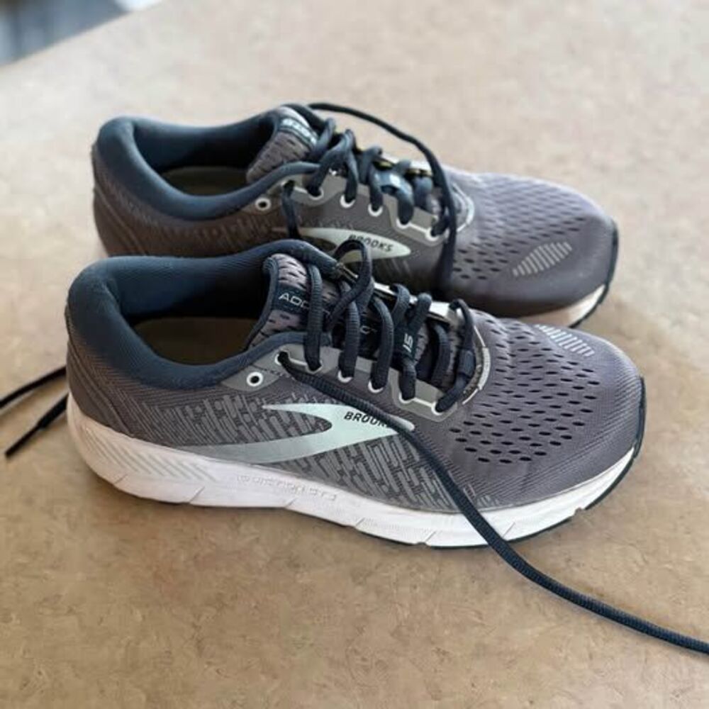 Brooks Addiction GTS 15 Running Shoes size 7